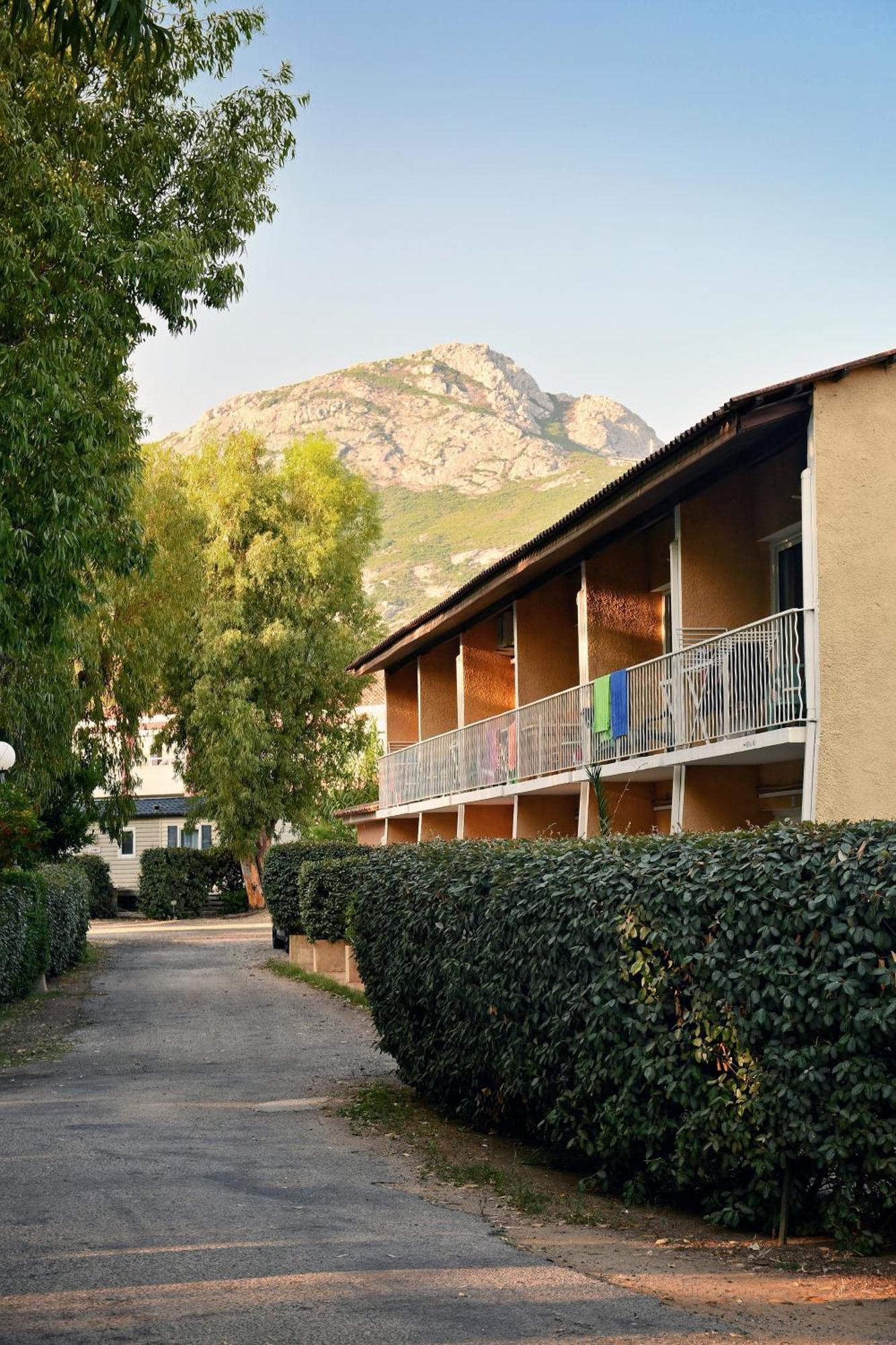 Residence Les Castors Calvi  Exterior photo